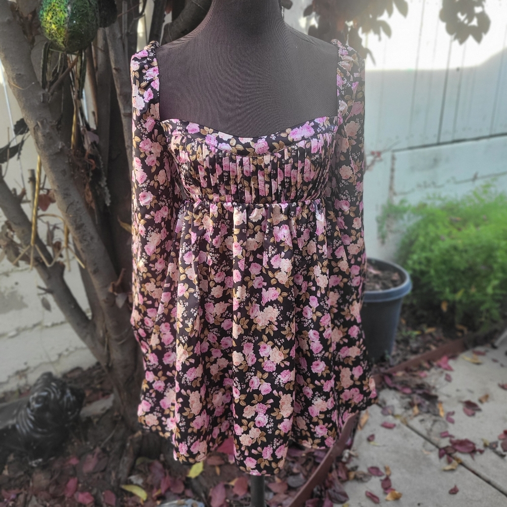 FOR LOVE and LEMONS Kate floral lo g sleeve dress SIZE SMALL